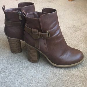 Brown Fall Booties 👢👢🍂